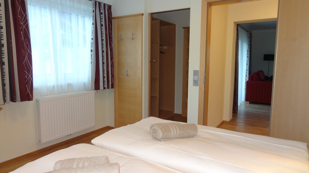 Appartements Gassner บรุค อันแดร์ โกรสส์กลอคเนอร์ชตราสเซอ ภายนอก รูปภาพ
