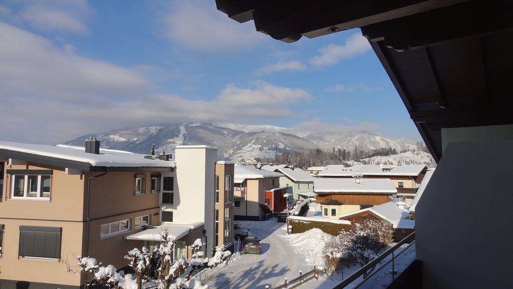 Appartements Gassner บรุค อันแดร์ โกรสส์กลอคเนอร์ชตราสเซอ ภายนอก รูปภาพ