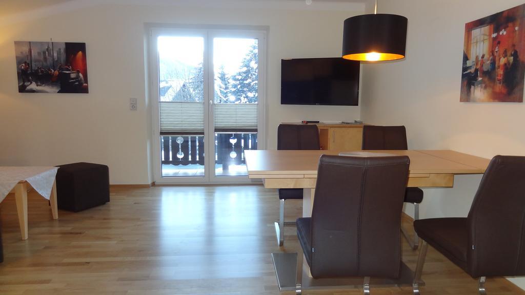 Appartements Gassner บรุค อันแดร์ โกรสส์กลอคเนอร์ชตราสเซอ ภายนอก รูปภาพ