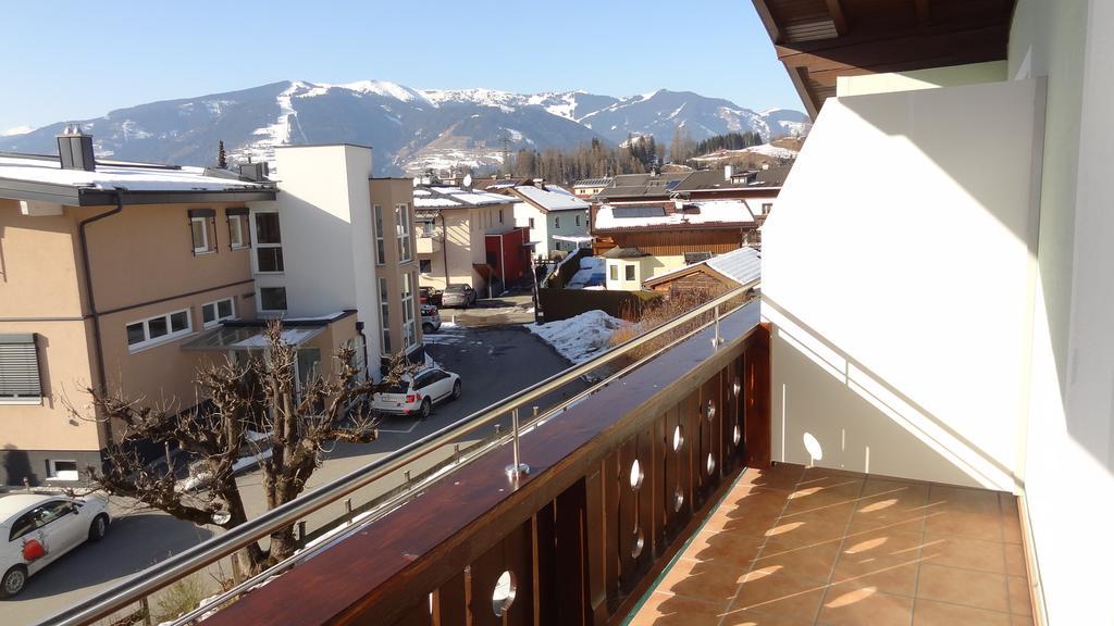 Appartements Gassner บรุค อันแดร์ โกรสส์กลอคเนอร์ชตราสเซอ ภายนอก รูปภาพ