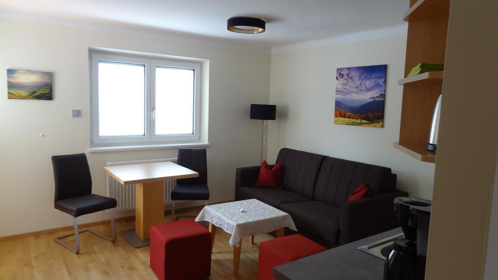 Appartements Gassner บรุค อันแดร์ โกรสส์กลอคเนอร์ชตราสเซอ ภายนอก รูปภาพ